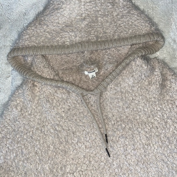 Garage Textured Fuzzy Hoodie - Picture 6 of 8